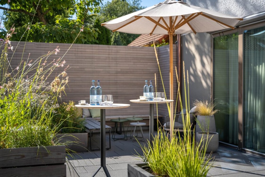 Aperitif auf unserer gemütlichen Terrasse – Hotel Maier 