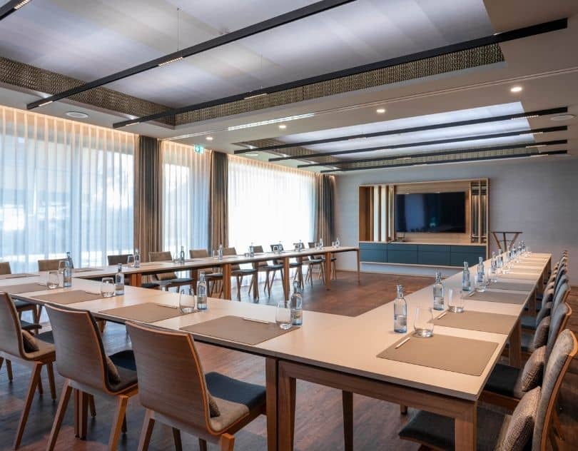 Tagungsraum Hotel Maier Tagungsraum Bodensee Tische Stühle Seminar