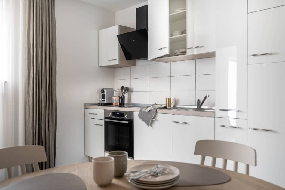 Praktische Wohnkueche Hotel Maier Ferienwohnung Kammer 