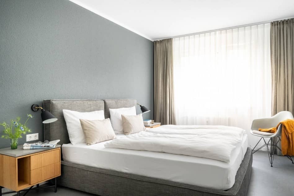 Ferienwohnung Kammer Schlafzimmer gestaltet Inneneinrichtung