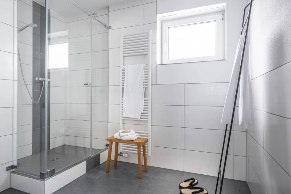 Bad Dusche Hotel Fischbach FeWo Stube 